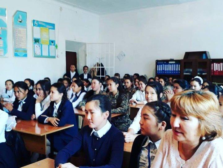 Қыздар жиналысы