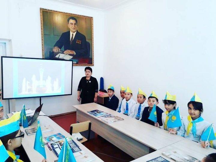 ''Тәуелсіздік тұғыры биікте''