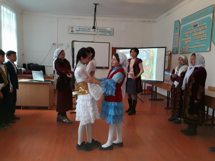  "Көрісу мейрамы - ізгілік үлгісі "