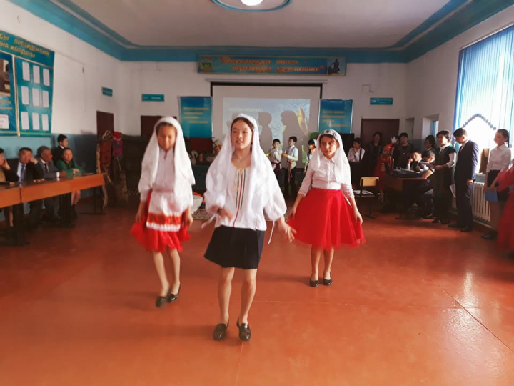  "Ата - бабам тойлаған, Əз - Наурызым, армысың!"